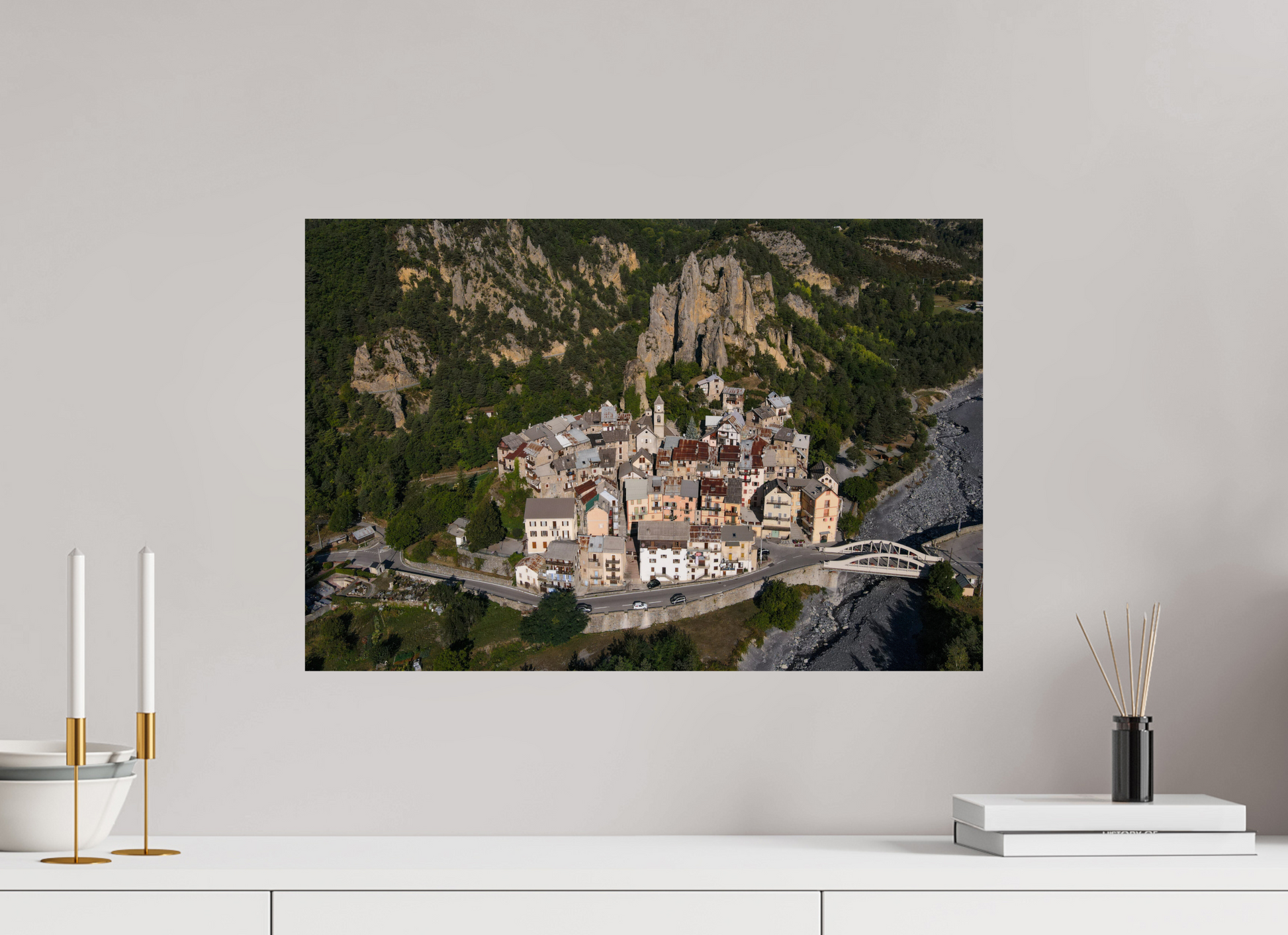 60 x 40 cm, Photo Print On Fuji Crystal DP II Le village de Péone, Alpes-Maritimes, France